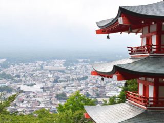 MONSTRAVEL_15_lugares_instagrameables_japón_chureito-pagoda