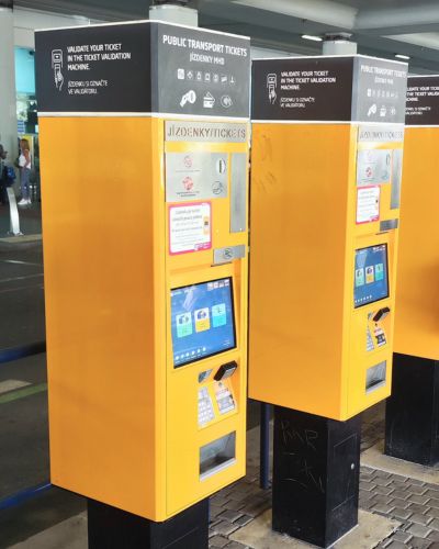 Máquina comprar billetes en Praga