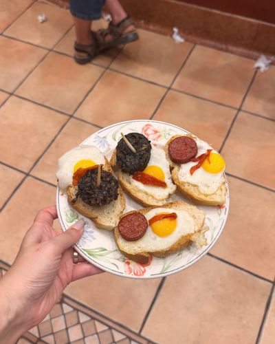 Tapa típica de burgos cojonuda y cojonuda